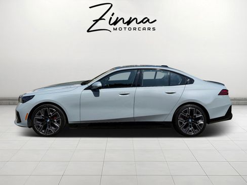 Used 2024 BMW i5 eDrive40i w/ Executive Package image 5