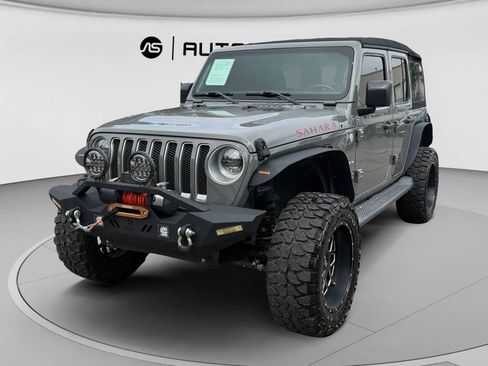Used 2019 Jeep Wrangler Unlimited Sahara w/ LED Lighting Group AWD/4WD image 4