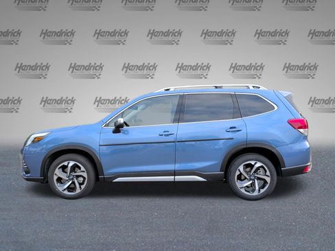 Used 2023 Subaru Forester Touring AWD/4WD image 10