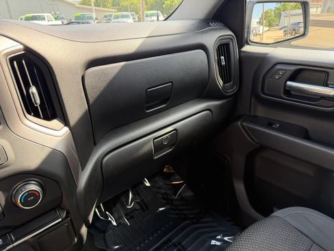 Used 2019 Chevrolet Silverado 1500 Custom Trail Boss w/ Custom Convenience Package AWD/4WD image 30