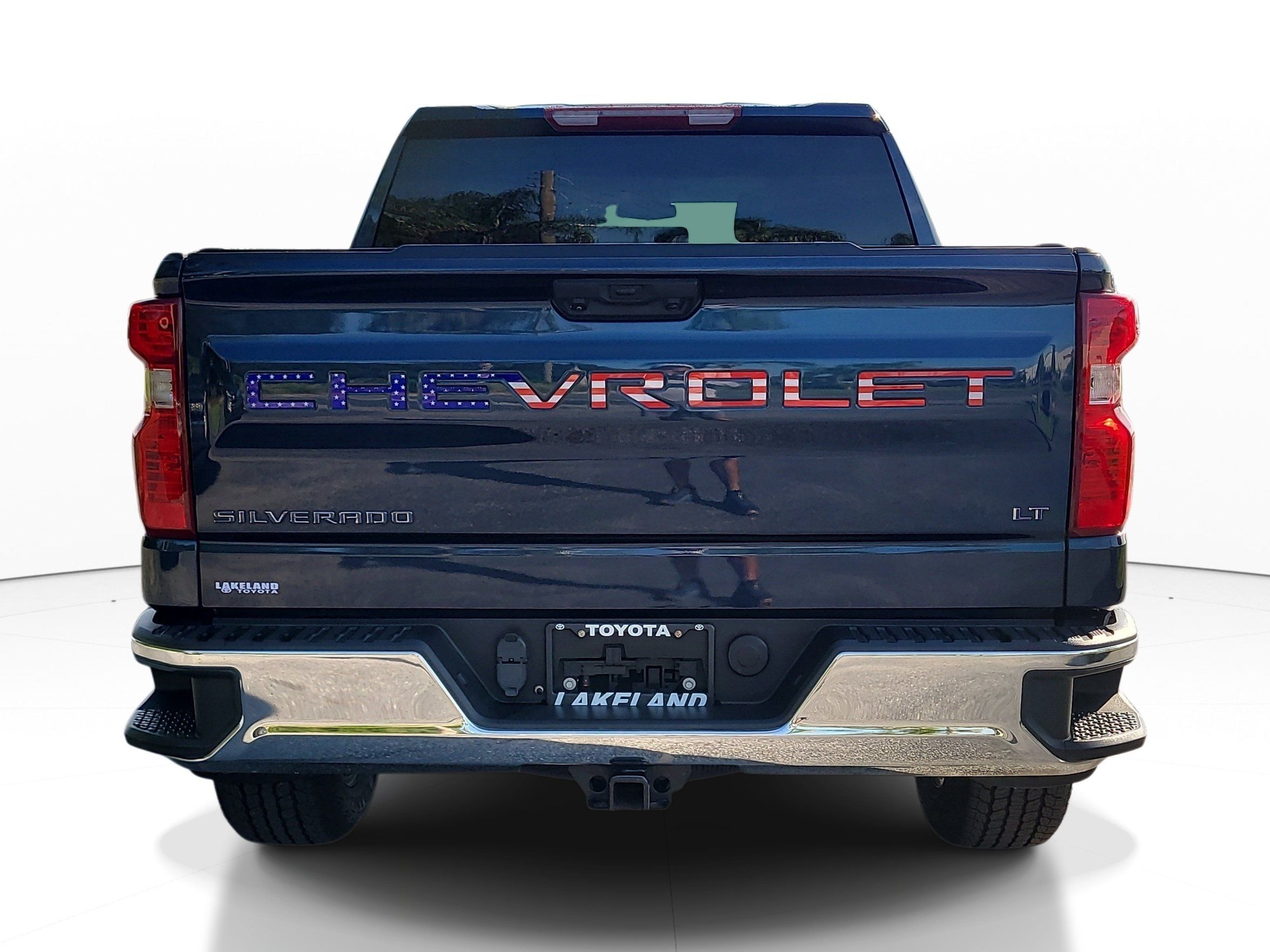 Used 2023 Chevrolet Silverado 1500 LT AWD/4WD image 5