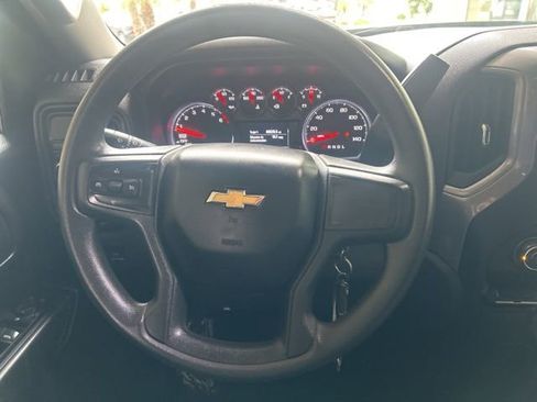 Used 2022 Chevrolet Silverado 1500 Custom image 19