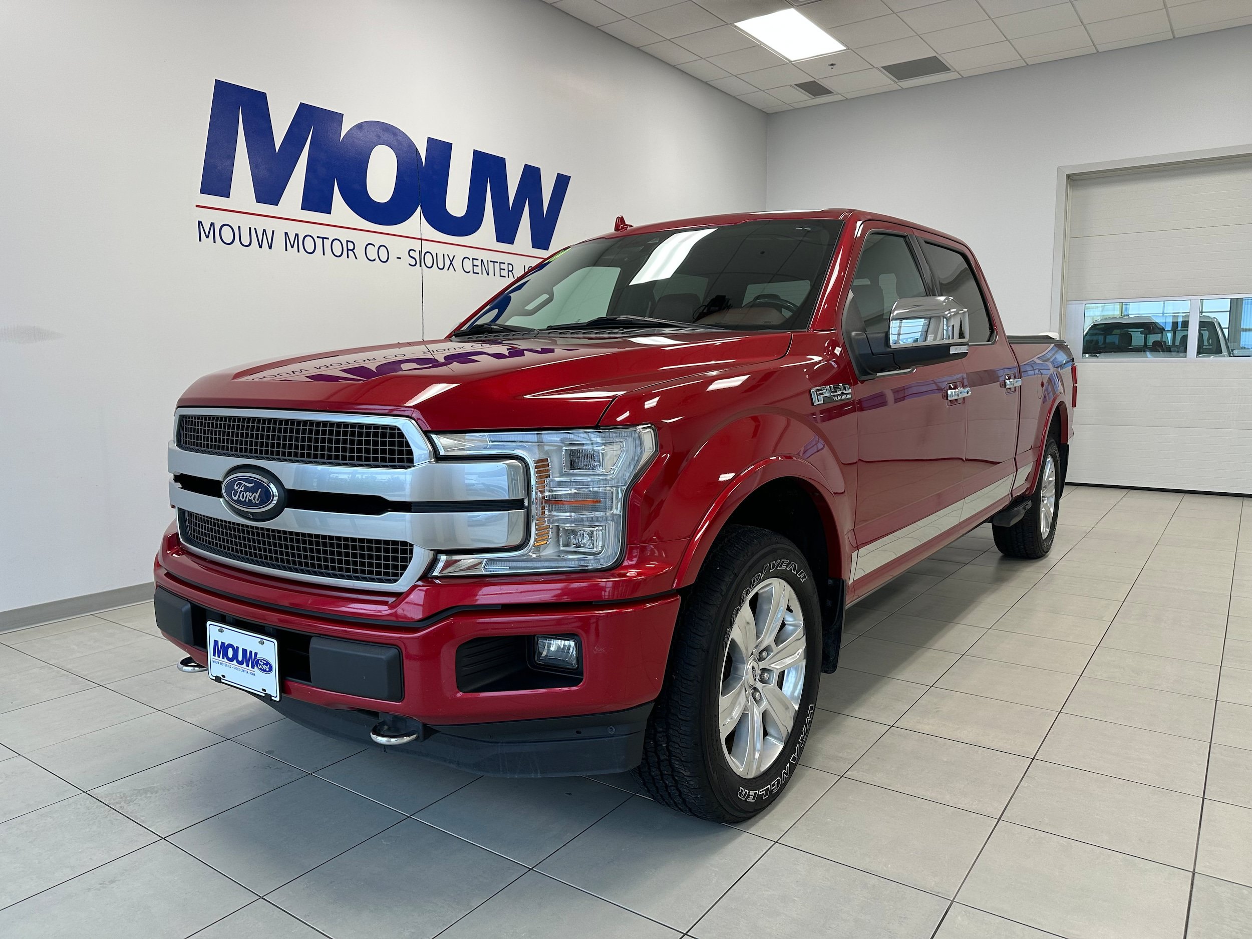 Used 2020 Ford F150 Platinum w/ Equipment Group 701A Luxury AWD/4WD image 2