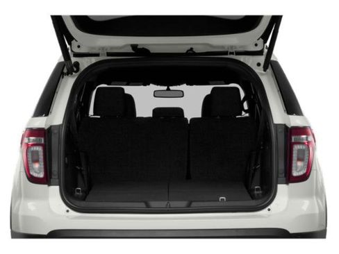 Used 2015 Ford Explorer XLT w/ Equipment Group 202A AWD/4WD image 15