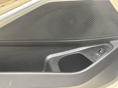Used 2023 BMW 330i Sedan w/ Premium Package RWD image 25
