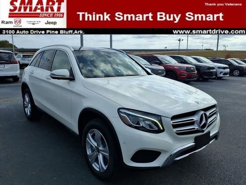 Used 2018 Mercedes-Benz GLC 300 4MATIC w/ Premium Package image 1