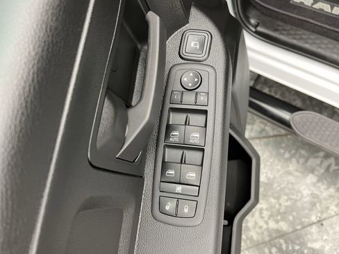 Used 2024 RAM 3500 Tradesman w/ Safety Group image 8