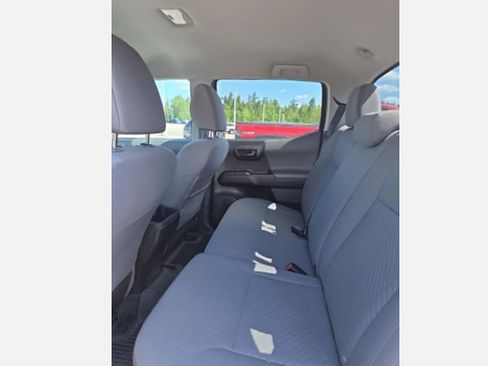 Used 2023 Toyota Tacoma SR AWD/4WD image 10