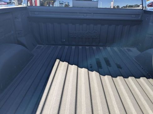 Used 2022 Chevrolet Silverado 1500 High Country w/ High Country Premium Package image 30