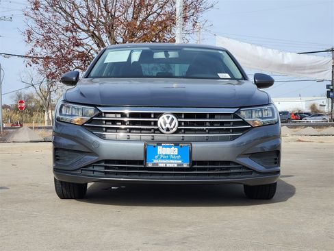 Used 2020 Volkswagen Jetta S image 2