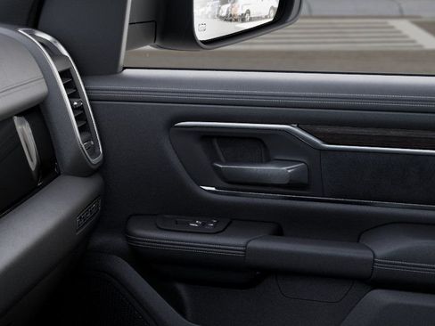 New 2026 RAM 1500 Laramie AWD/4WD image 25