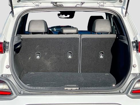 Used 2021 Hyundai Kona Limited image 25