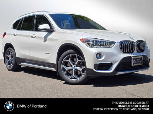 Used 2018 BMW X1 xDrive28i AWD/4WD image 1