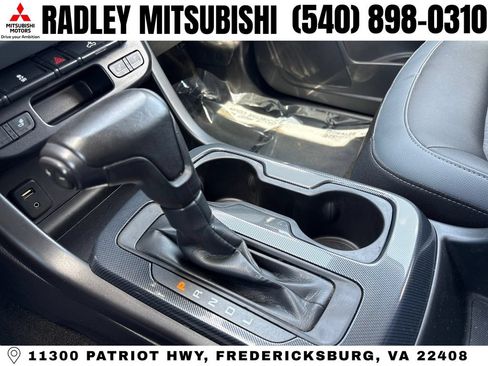 Used 2018 Chevrolet Colorado Z71 AWD/4WD image 11