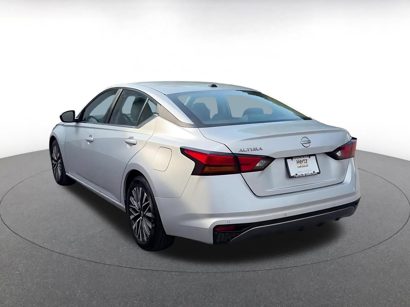 Used 2026 Nissan Altima 2.5 SV FWD image 9