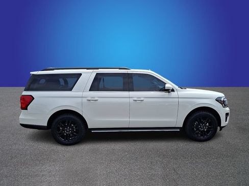 Used 2023 Ford Expedition Max XLT AWD/4WD image 3