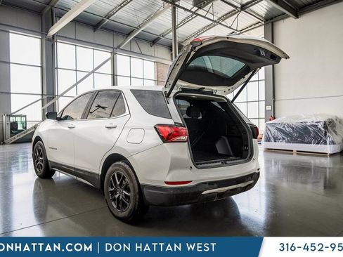 Used 2024 Chevrolet Equinox LT w/ LPO, Floor Liner Package FWD image 27
