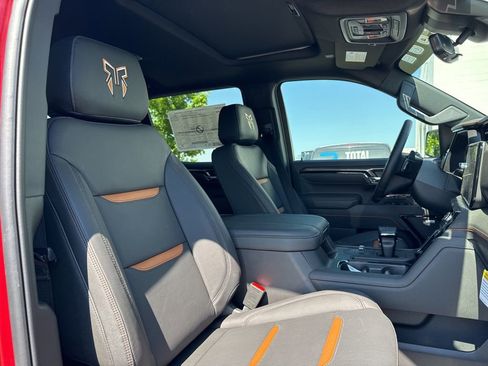 New 2026 GMC Sierra 1500 AT4 w/ AT4 Premium Package AWD/4WD image 21