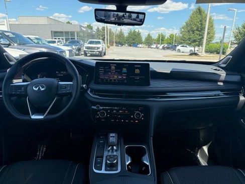 Certified 2025 INFINITI QX60 Autograph w/ Cargo Package AWD/4WD image 4