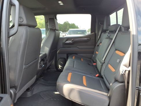 Used 2025 GMC Sierra 1500 AT4 w/ AT4 Premium Package AWD/4WD image 22