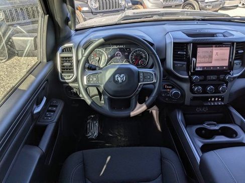 New 2026 RAM 1500 Express AWD/4WD image 15