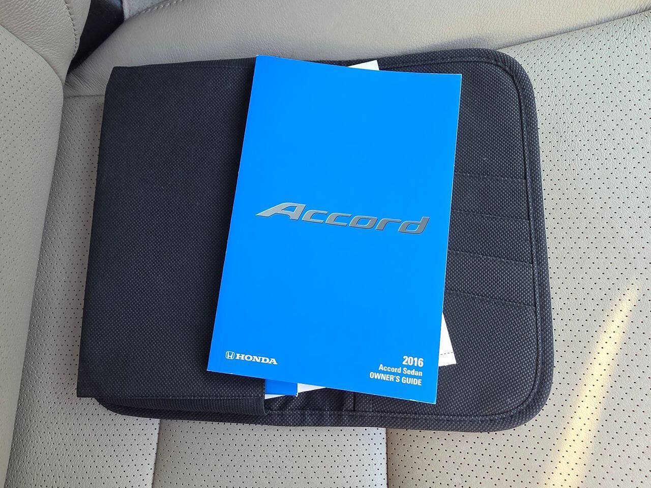 Used 2016 Honda Accord Touring image 43
