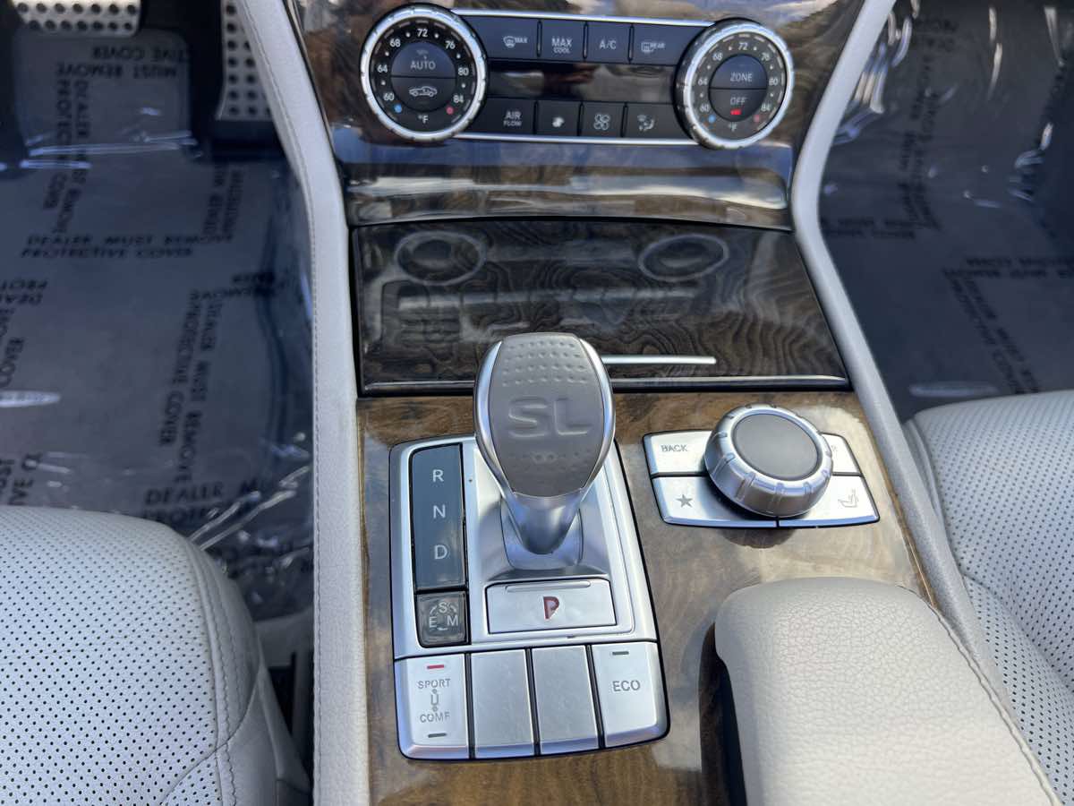 Used 2013 Mercedes-Benz SL 550 image 12