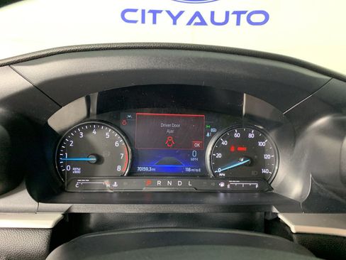 Used 2022 Ford Explorer XLT RWD image 23