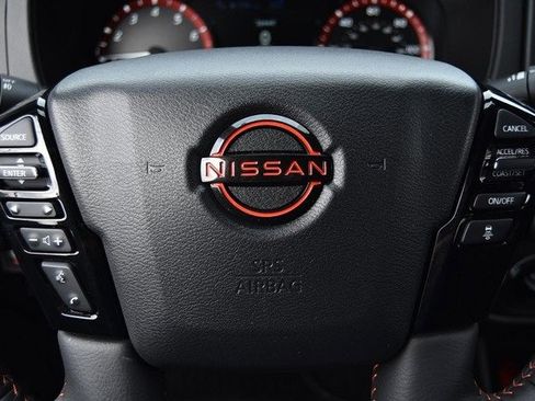 Certified 2025 Nissan Frontier PRO-4X w/ Pro Convenience Package image 25