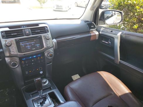 Used 2016 Toyota 4Runner Limited AWD/4WD image 17
