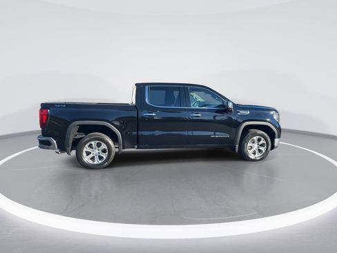 Used 2024 GMC Sierra 1500 SLT image 10