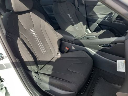 New 2026 Hyundai Elantra Sport FWD image 20