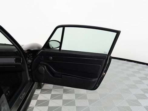 Used 1996 Porsche 911 Turbo RWD image 30