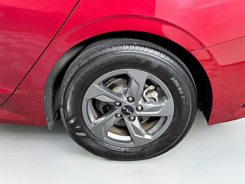 Used 2023 Kia K5 LXS image 20