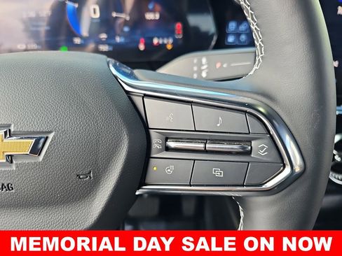 New 2024 Chevrolet Blazer EV LT AWD/4WD image 18