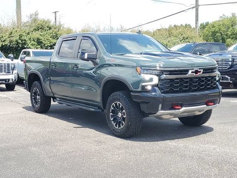 Used 2025 Chevrolet Silverado 1500 ZR2 w/ Technology Package AWD/4WD image 1