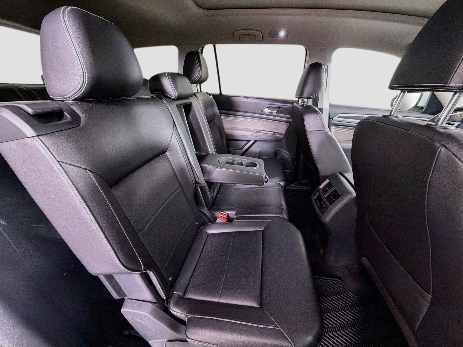 Certified 2023 Volkswagen Atlas SE w/ Panoramic Sunroof Package FWD image 28
