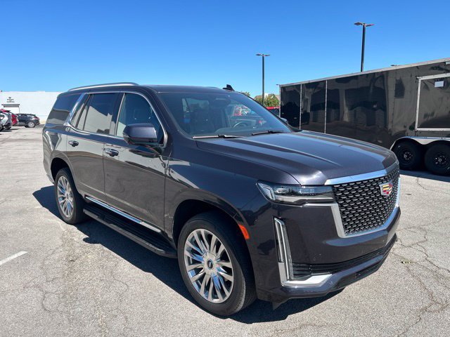 Used 2022 Cadillac Escalade Premium Luxury AWD/4WD image 4