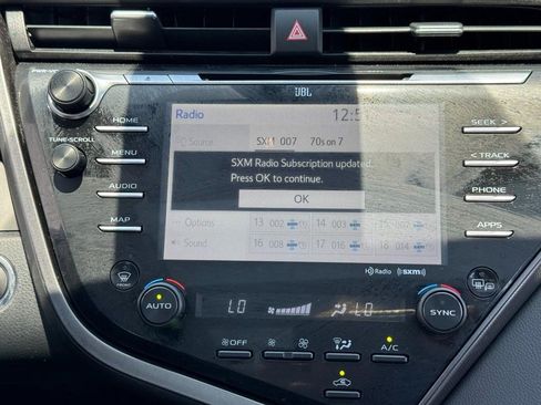 Used 2020 Toyota Camry XSE FWD image 18