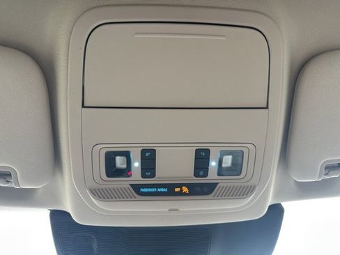 Used 2021 Ford Explorer XLT w/ Equipment Group 202A image 30