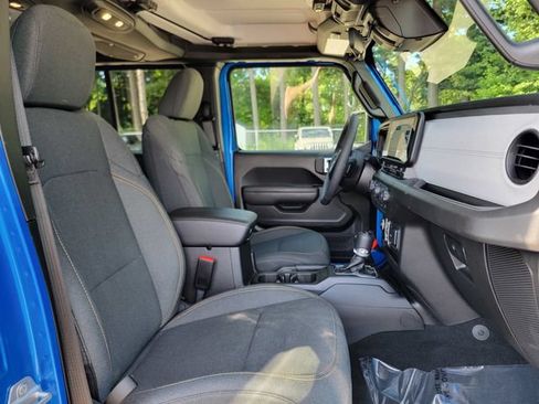 Certified 2026 Jeep Wrangler Unlimited Sport AWD/4WD image 24