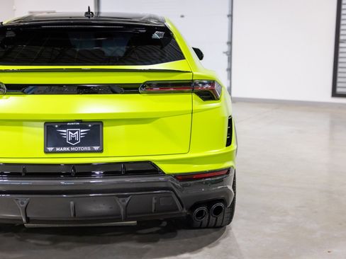 Used 2024 Lamborghini Urus Performante image 13