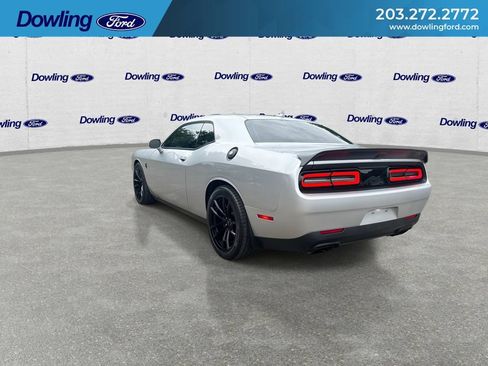 Used 2023 Dodge Challenger SRT Hellcat RWD image 6
