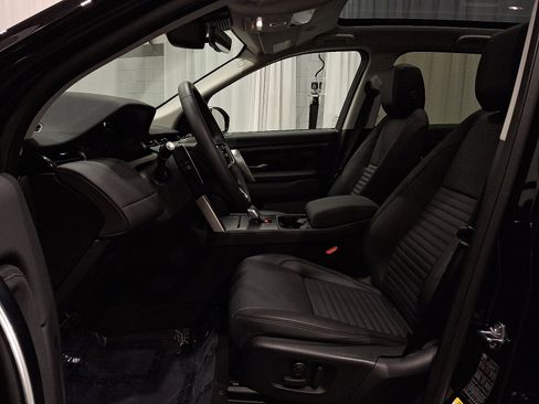 Certified 2025 Land Rover Discovery Sport S image 13