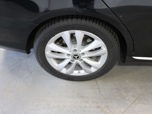 Used 2019 Mercedes-Benz C 300 Sedan image 52