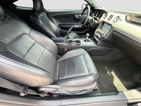 Used 2016 Ford Mustang GT Premium w/ Equipment Group 401A RWD image 30