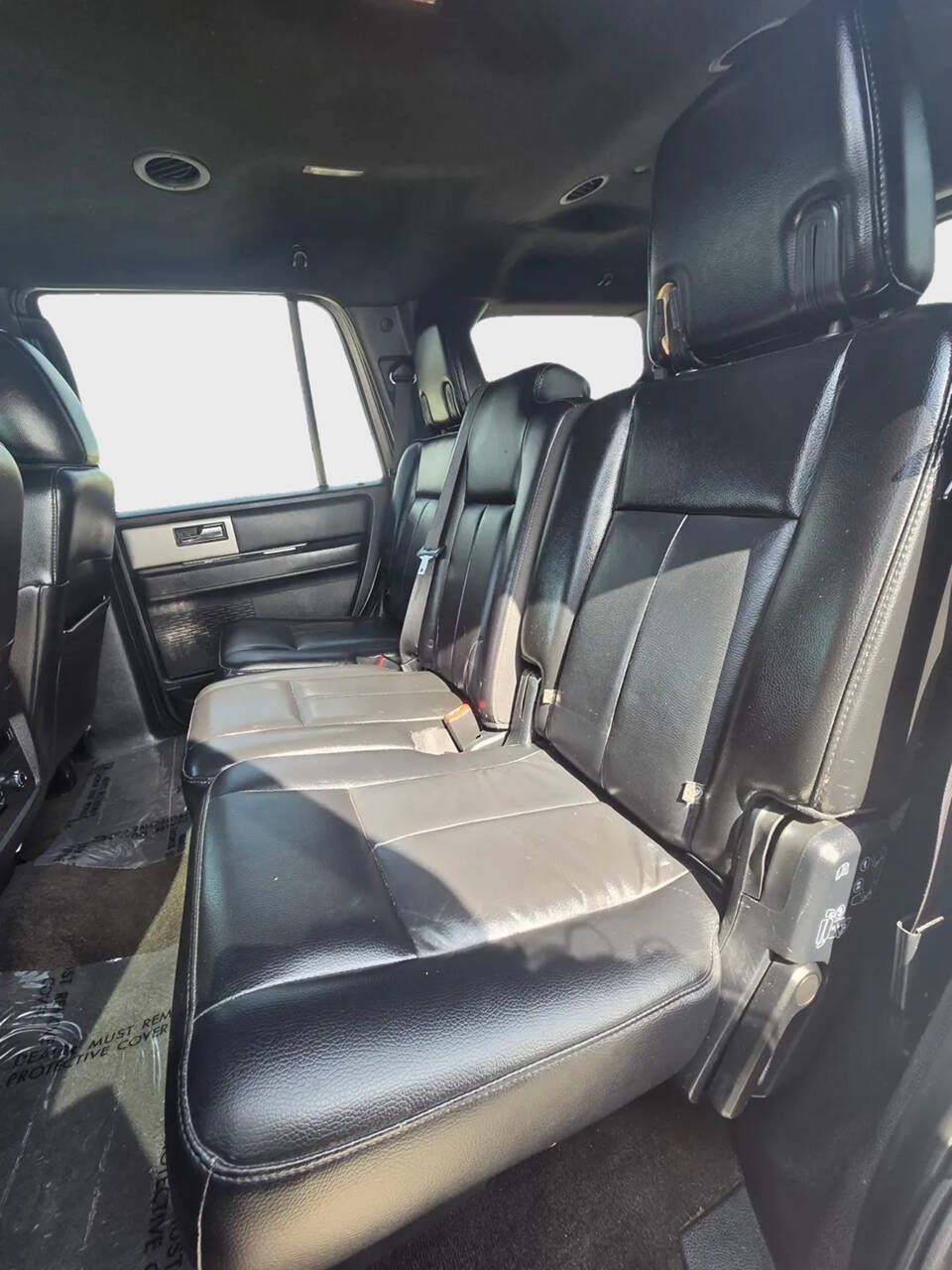 Used 2015 Ford Expedition XLT w/ Equipment Group 201A RWD image 12
