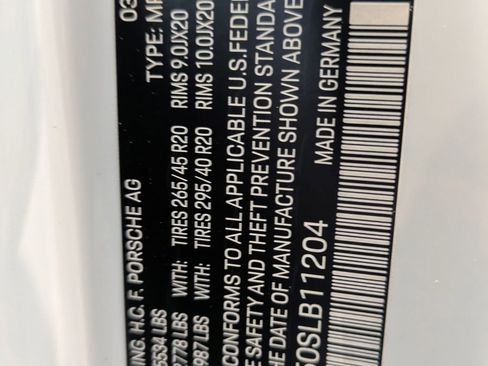 Used 2025 Porsche Macan image 29