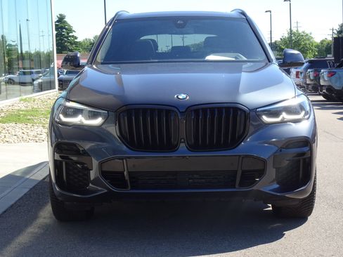 Used 2022 BMW X5 xDrive40i w/ M Sport Package AWD/4WD image 7