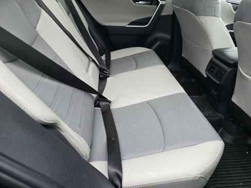 Used 2024 Toyota RAV4 Limited image 11